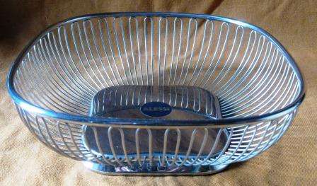ALESSI ITALY SQUARE WIRE FRUIT BASKET  MADE OF 18/10 MIRROR POLISHED STAINLESS STEEL
