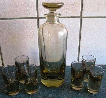 MID CENTURY(60/70S) GOLD COLOURED MURANO GLASS DECANTER WITH SIX SHOT GLASSES