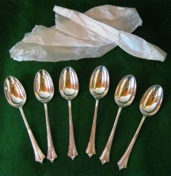 VINTAGE SET OF SIX HARRISON BROS & HOWSON A1 SILVER PLATED TEA SPOONS