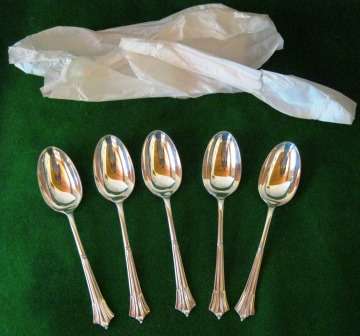 VINTAGE SET OF FIVE "DIXON" A1 SILVER PLATED TEA SPOONS