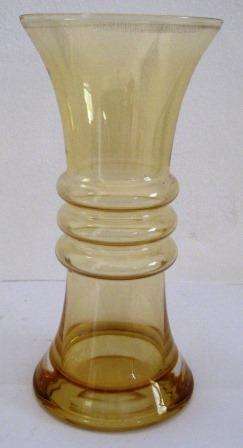 RIIHIMAEN LASI AMBER COLOURED TRUMPET GLASS VASE DESIGNED BY TAMARA ALADIN 1970S