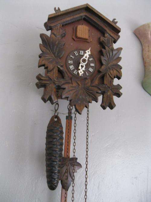 VINTAGE CUCKOO CLOCK