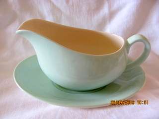 Alfred Meakin 'Celadon Green' Gravyboat and Tray. England, c1950's+