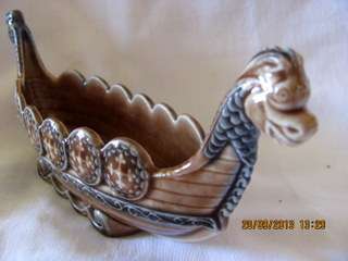 WADE Viking Ship Posy Vase. Made in England c1960+