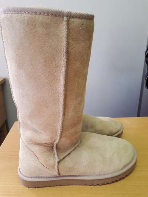 Genuine Australian UGG Boots - Cream