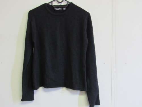 Cashmere Black Crew neck Pullover - Medium