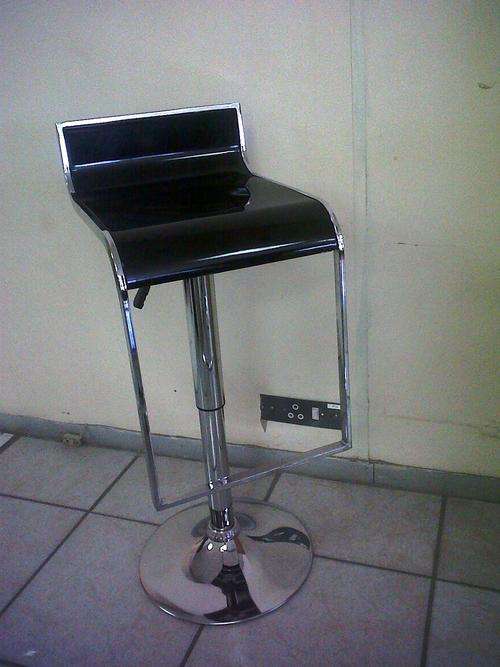 Black and Silver Stylish Bar Stool 38cm seat Perfect for the Kitchen Breakfast Bar!!