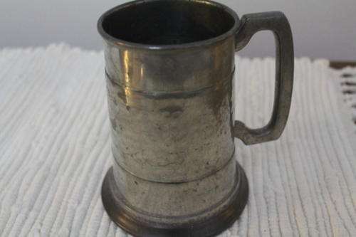 Pewter beer mug (glass bottom)