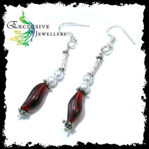 EXCLUSIVE JEWELLERY - .925 Sterling Silver Red Garnet Gemstone & Pearl Earrings Set