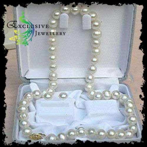 EXCLUSIVE JEWELLERY - 8-9mm White Akoya Cultured Pearl Necklace & Earrings Set