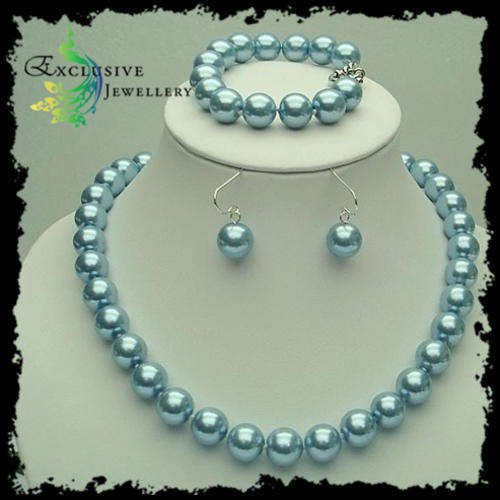 freshwater pearls necklace