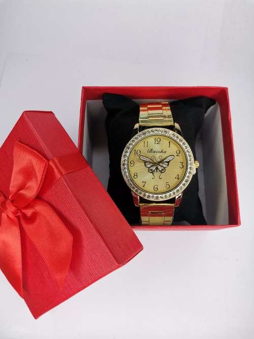 Ladies golden diamante fashion watch