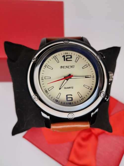 Benchi Mens simple design classic look anolog watch