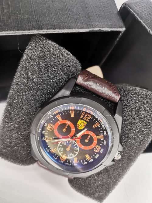 Mens Sporty design fashion wristwatch