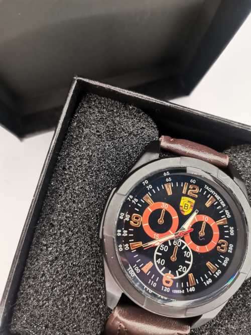Mens Sporty design fashion wristwatch