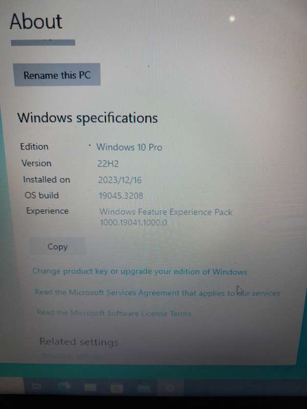 Toshiba C50 Laptop Windows 10 Pro Working 100% wireless MOUSE & KEYBOARD INCLUDED