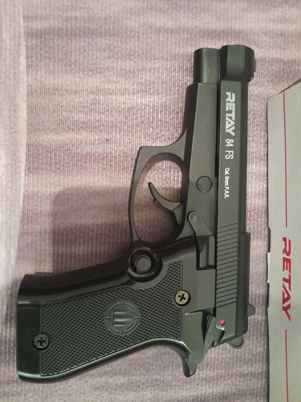 Combo Deal RETRAY 84 FS BLANK PEPPER PISTOL WITH BLANK BULLETS AND TEAR GAS