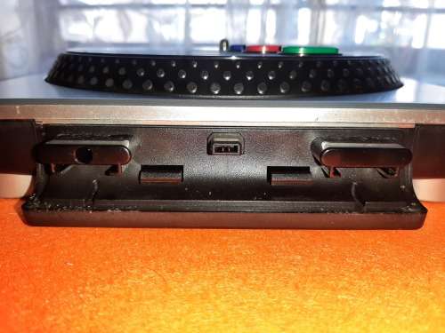 DJ Hero Turntable