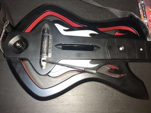 Guitar Hero + x1 Receiver x2 Games + x2 Guitars