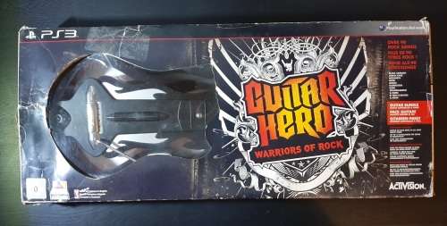 Guitar Hero + x1 Receiver x2 Games + x2 Guitars