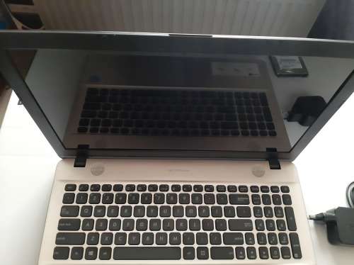 ASUS Laptop (Faulty)