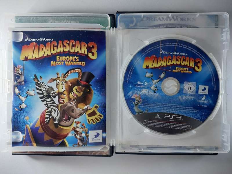 Madagascar PS3 + 2 DVD Movies