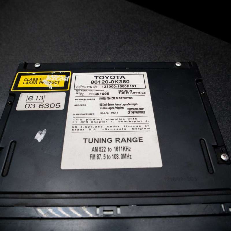 Toyota Hilux Stereo Radio Head Unit with CD Player - 86120-0k360