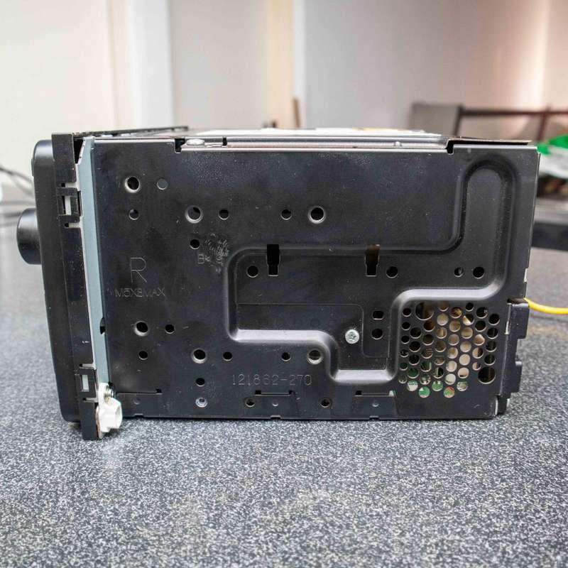 Toyota Hilux Stereo Radio Head Unit with CD Player - 86120-0k360