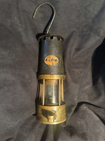 Safety mining lamp  (England)