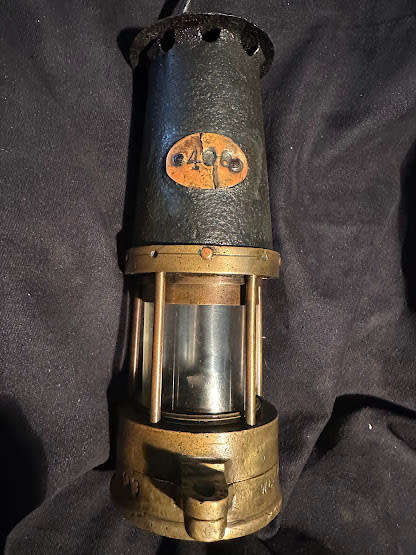 Safety mining lamp  (England)