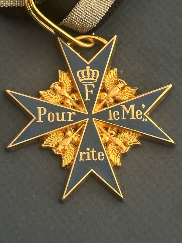 German WWI Imperial Blue Max Medal Pour Le Merite