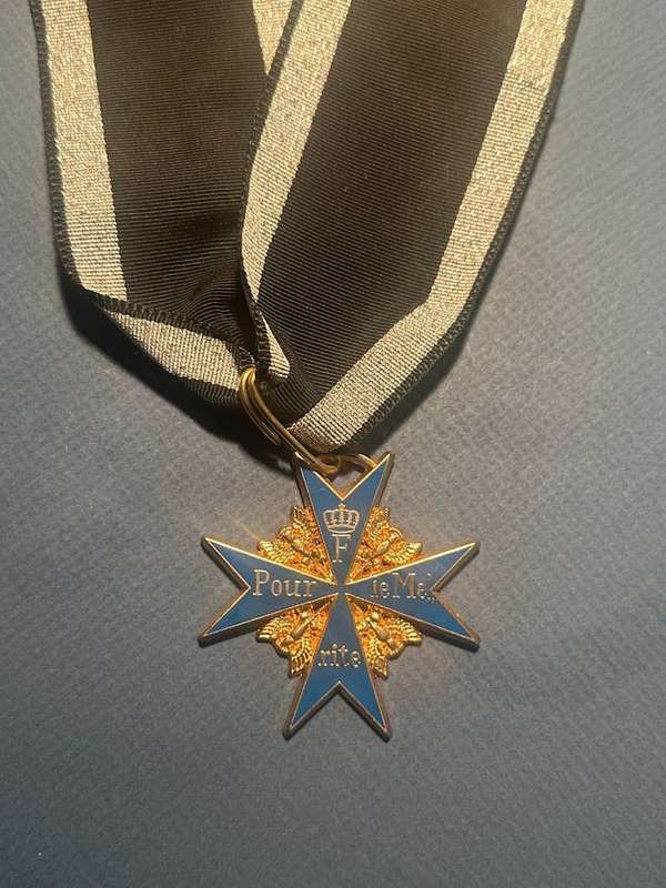 German WWI Imperial Blue Max Medal Pour Le Merite