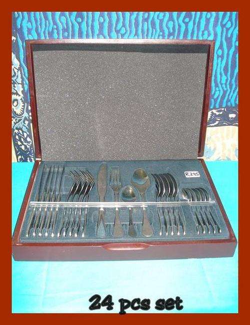 Beautiful stainless steel cutlery 24 pcs set