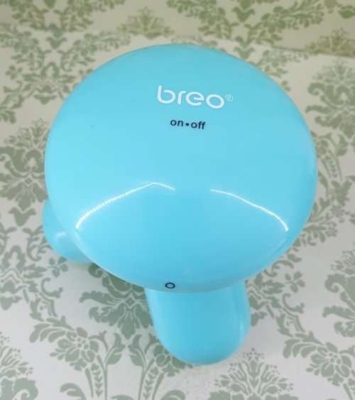 BREO MINI MASSAGER HAND HELD GREEN