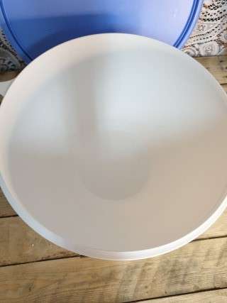 Tupperware large bowl