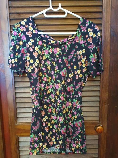 Ladies Top  (PURCHASED IN THE USA)