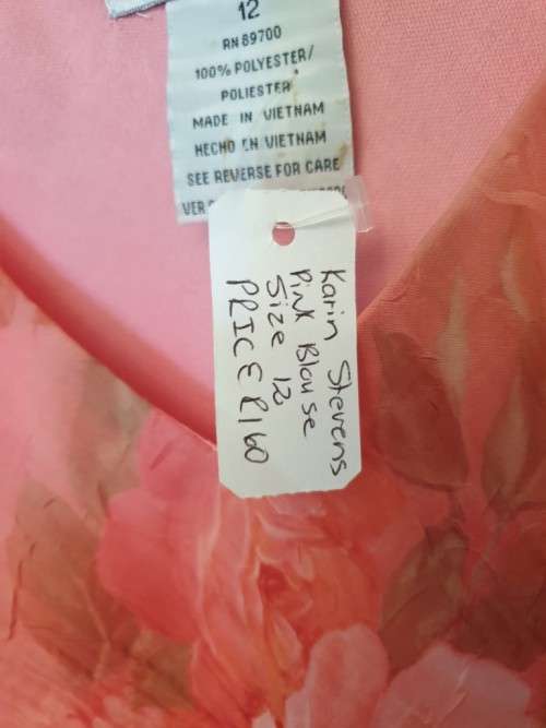 Ladies Top  (PURCHASED IN THE USA)