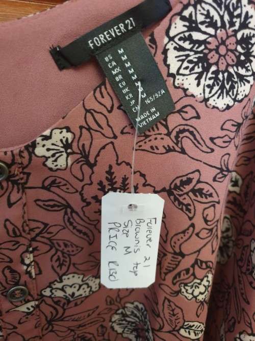 Ladies Top  (PURCHASED IN THE USA)