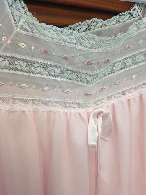 Ladies sleepware