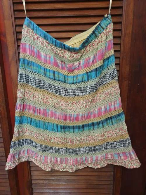 Ladies skirt