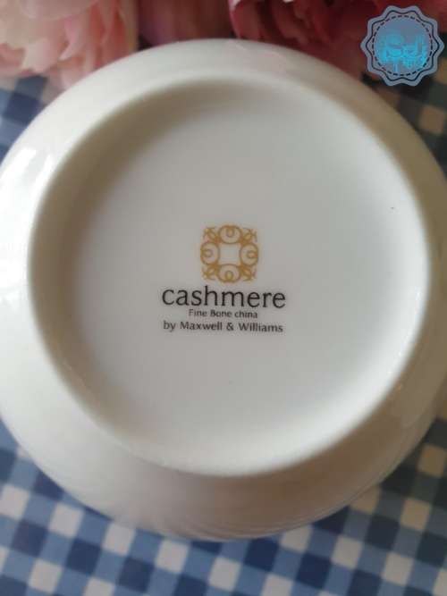 Maxwell and Williams - Cashmere Cups and Saucers (250 ml each cup)