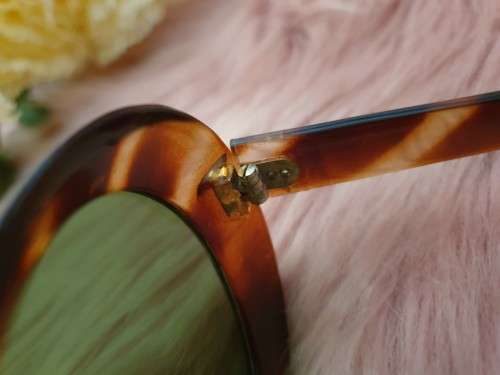 Vintage Ladies Sunglasses
