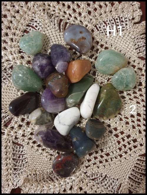 Tumble Stone and Crystals  02