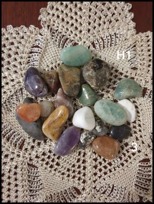 Tumble Stone and Crystals  03