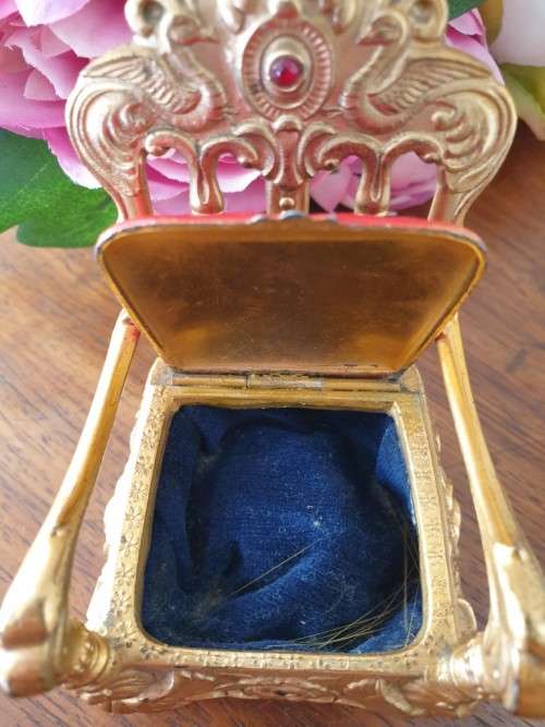 Victorian antique Golden Throne Jewelry chest - Rare find Early 1900s English Antique