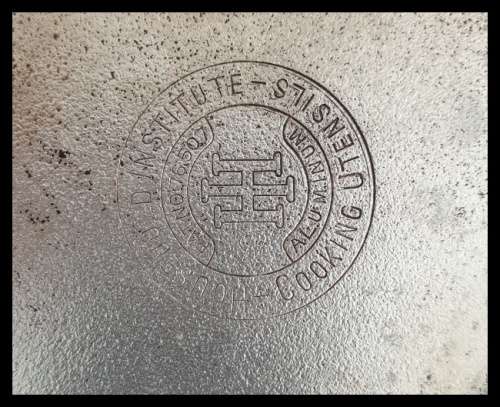 Vintage pancakes pan, Vintage flat pan, Aluminum pan, Pancake baking pan