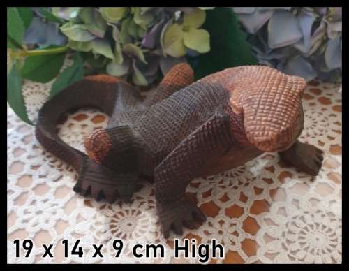 Wooden Lizzard Art Just for You