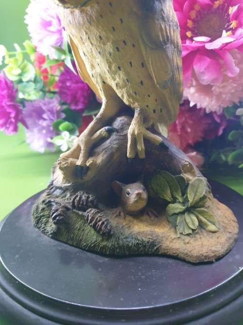 FEATHERS OF KNYSNA SA~WILDLIFE SERIES OWL SCULPTURE ON WOODEN BASE~LIMITED EDITION