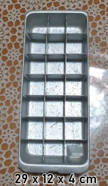 Metal Ice Tray