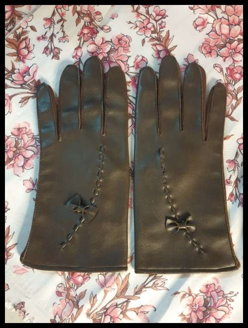 Vintage Gloves Just for You